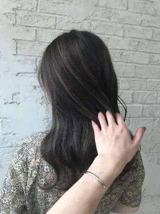 セミロング 🇺🇸ハイライト特 化美容師🇺🇸漆沢のヘアスタイル