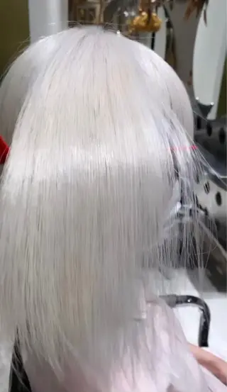 カラー 🪐SOURCE 塚口　シマブクロ🪐のヘアスタイル