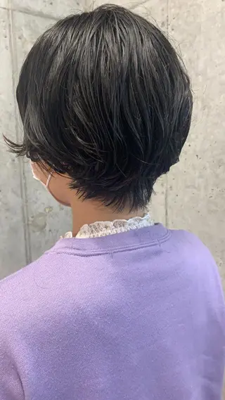 ショート カラー パーマ ヘアアレンジ サナ🌱 切りっぱなしボブのヘアスタイル