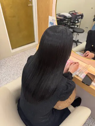 ロング Bonheur銀座 /前田 栞九郎のヘアスタイル