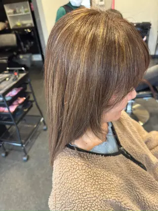 セミロング 髪質改善⚡️カラー 🍀武久 誠🍀のヘアスタイル