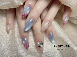 ネイル LUCKY NAILのネイルデザイン