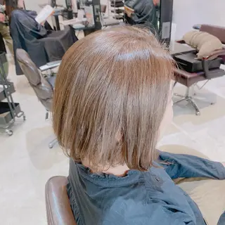 カラー SAKA GUCHIのヘアスタイル
