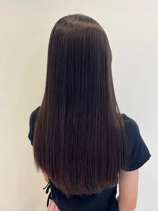 ロング パーマ 顔周りレイヤー／ 似合わせ／古津遼平のヘアスタイル