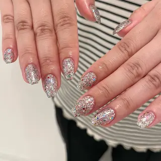 ネイル petit所属・Yuka ネイリストのネイルデザイン