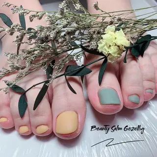 ネイル ビューティーサロン ヘゼリヒのネイルデザイン