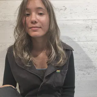 セミロング 🌸ハイトーン 新田 廉 🌸のヘアスタイル