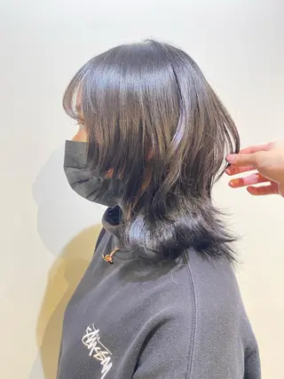 ミディアム 大阪ウルフカット ハッシュカットのヘアスタイル