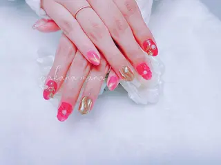 ネイル Makana Mana所属・Makana Manaのネイルデザイン