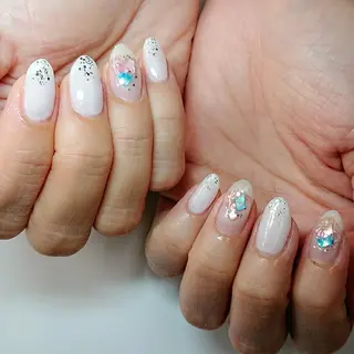 ネイル fujinail(バーバーフジノ)所属・藤野 智美のネイルデザイン