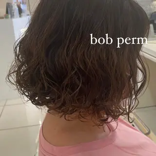 ミディアム パーマ BiBi  藪 菜月のヘアスタイル