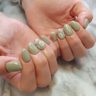 ネイル ジェヌインネイル 河内のネイルデザイン