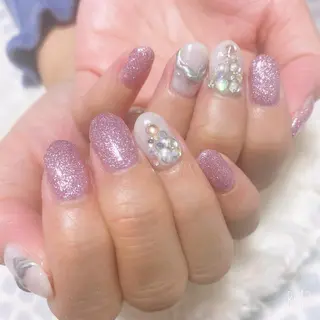 ネイル The Best Beauty受付担当のヘアスタイル