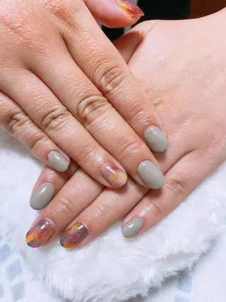 ネイル The Best Beauty受付担当のヘアスタイル