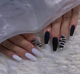 ネイル 高草木 桃香のネイルデザイン