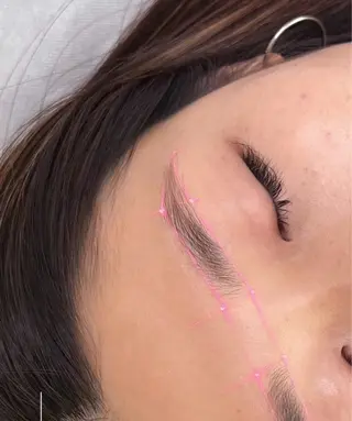 アイブロウ Ummi所属・肌管理／眉毛．まつ毛 陽子の眉毛・アイブロウイメージ