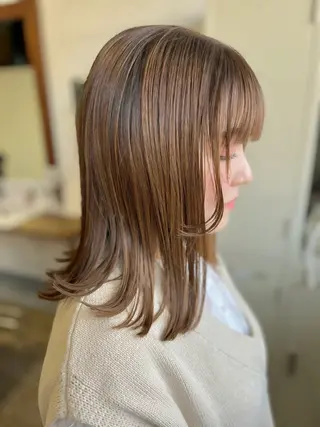 セミロング olino【西田辺】 KAORIのヘアスタイル