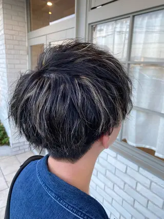 カラー 浅野 有輝のヘアスタイル