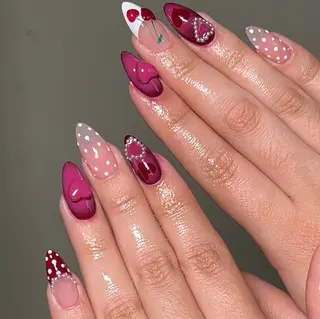 ネイル NiJi Nailsのネイルデザイン