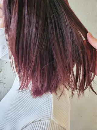 ミディアム オリーブカラー 長谷川のヘアスタイル