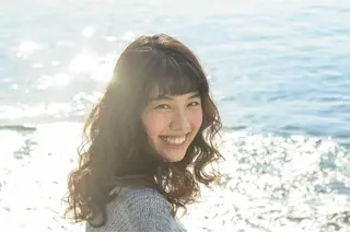 ミディアム 相原 瞳のヘアスタイル