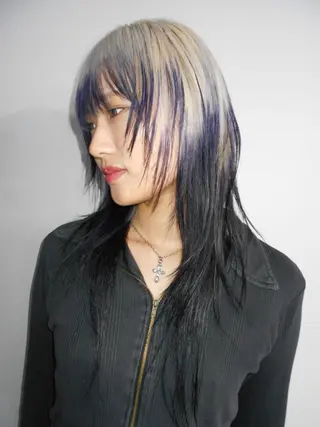 ロング カラー FLOWERS所属・ウルフ、レイヤー 、メンズカットSHOのヘアスタイル