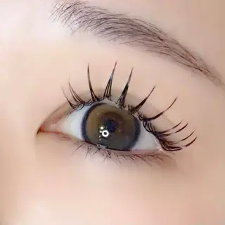 マツエク・マツパ U＆M  eyelashsalon所属・U＆M 高速長田のマツエク・マツパデザイン
