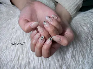 ミディアム ネイル ak nail .のネイルデザイン