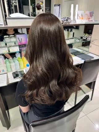 ロング レイヤー×艶髪🤎. 𝜗𝜚hitomiのヘアスタイル