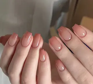 ネイル Oomiya 服部のネイルデザイン