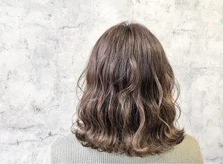 ミディアム カラー salowin郡山所属・佐藤 結花のヘアスタイル