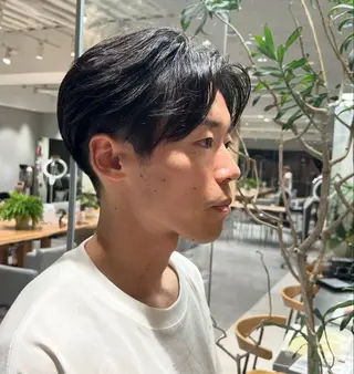 メンズ 真子由衣奈/大手町 / 丸の内 / 東京のヘアスタイル