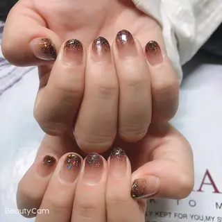 ネイル Guarendo錦糸町店所属・ガレンドウ 白澤 愛子のネイルデザイン