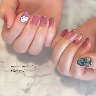 ネイル KOMINE TOMOKOのネイルデザイン