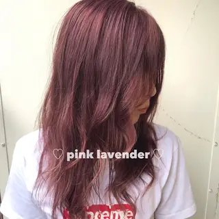 ロング ブリーチなしカラー ダブルカラーエクステのヘアスタイル
