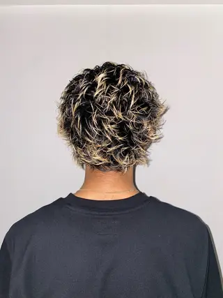 ショート カラー パーマ メンズ NERO      HAIR SALON所属・【無料カット】 NERO コウシロウのヘアスタイル