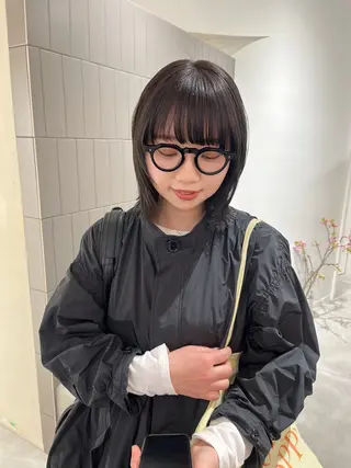 ショート カラー 似合わせ/レイヤー/ ボブ/西島 絢香のヘアスタイル