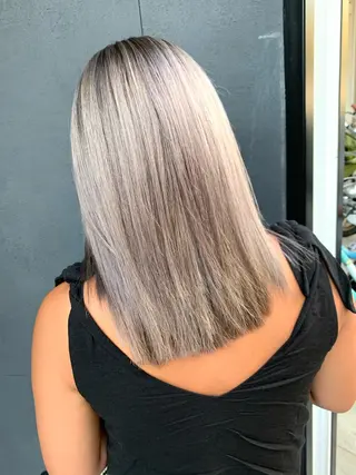 ミディアム カラー パーマ ヘアアレンジ メンズ キッズ ネイル マツエク・マツパ LINDOTOKYO梅田所属・酸性ストレート 髪質改善大槻勇樹のヘアスタイル