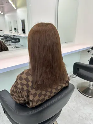 セミロング カラー 🫧ハイトーン🫧 ベージュ🫧徹哉のヘアスタイル