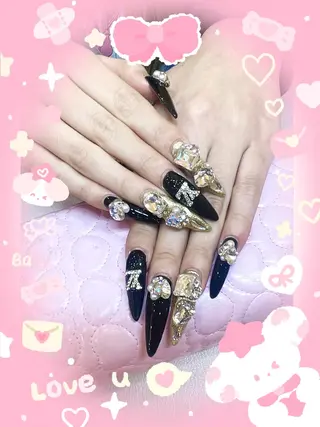 ネイル LEDアイラッシュ ∩_∩アオイのマツエク・マツパデザイン