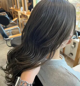ミディアム Lafith hair lit所属・今井 悠菜のヘアスタイル