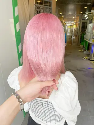 セミロング カラー ヘアアレンジ 🩶【推しハイトーン 】yuzu🩶のヘアスタイル