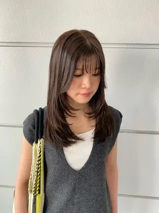 セミロング カラー 髪質改善特化🥣🫧 天神美容室のヘアスタイル