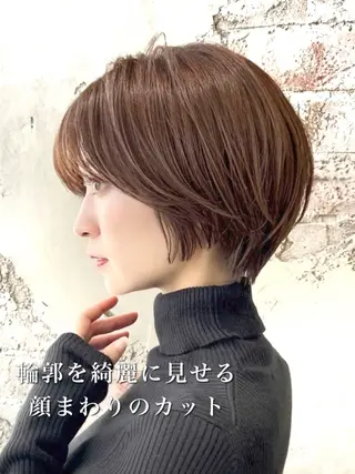 ショート カラー 💍新宿ショート 💍岩田莉奈のヘアスタイル