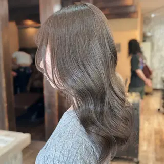 セミロング カラー ブリーチ🩵レイヤー Maho🐻‍❄️のヘアスタイル