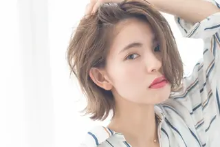 ミディアム カラー 透明感ハイトーン☆ 今津 佑太のヘアスタイル
