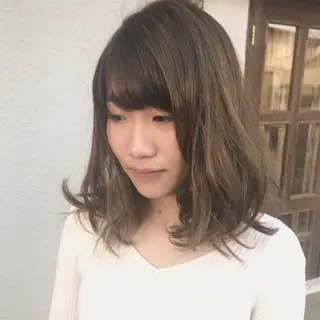 セミロング カラー レイヤーカット匠 イソザキノリユキのヘアスタイル
