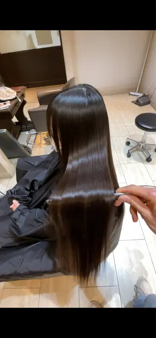 アレクサンドルオブカラーズ金沢所属・喜多 伯斗のヘアスタイル