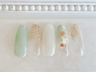 ネイル Satomi  のネイルデザイン