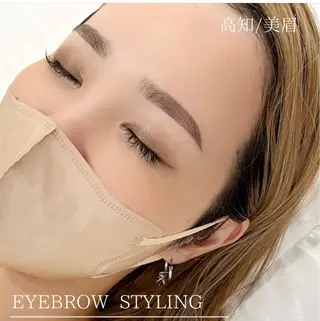 アイブロウ .mel 【ドットメル】のマツエク・マツパデザイン